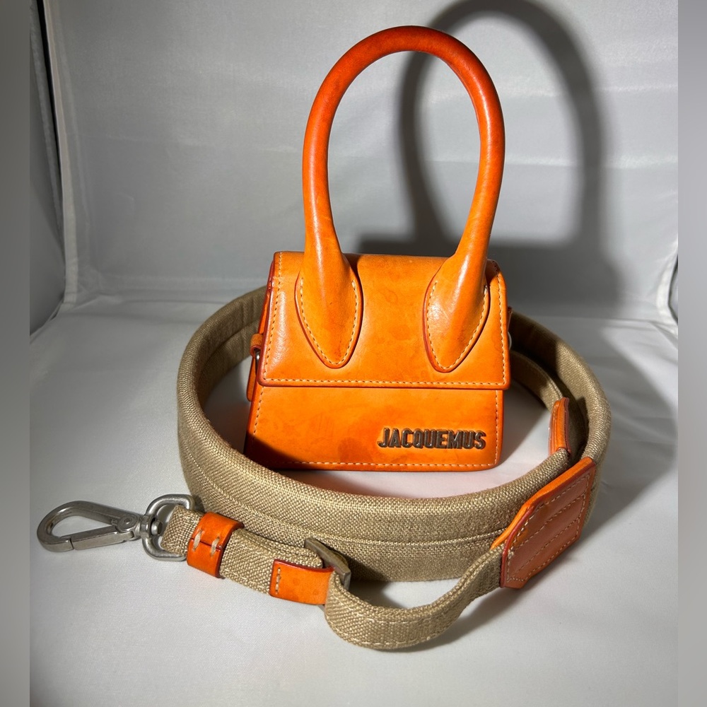 Jacquemus Orange ‘Le Chiquito leather Mini w/ contrasting brown shoulder strap